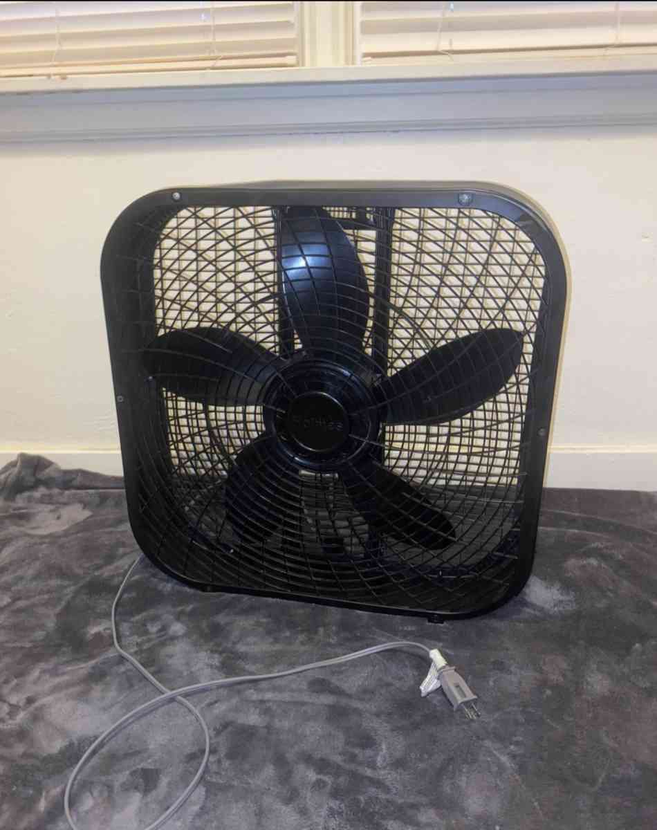 20in Fan JOLIET - Joliet, Illinois - FleaMarketBay