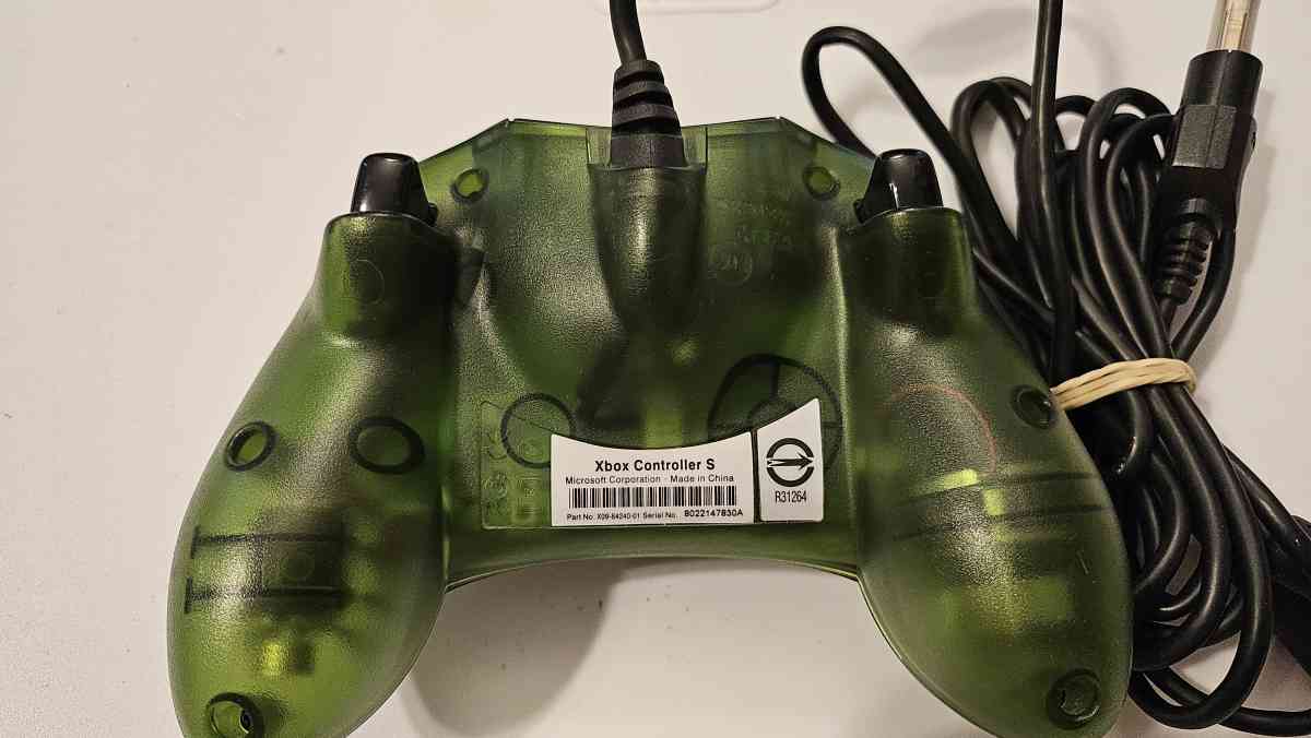 GREEN OEM XBOX CONTROLLER - San Antonio, Texas - FleaMarketBay