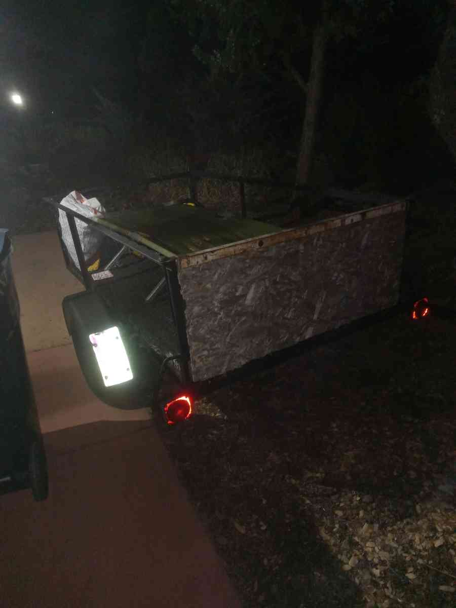 trailer 8 and half feet by 4 and half feet - Prescott, Arizona - FleaMarketBay