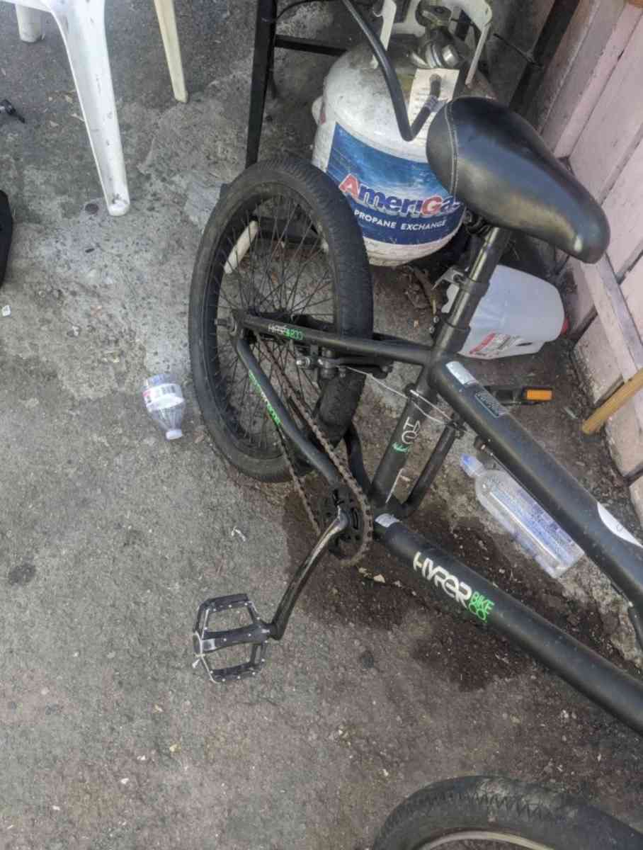 Spinner Bmx - Alicia, Arkansas - FleaMarketBay