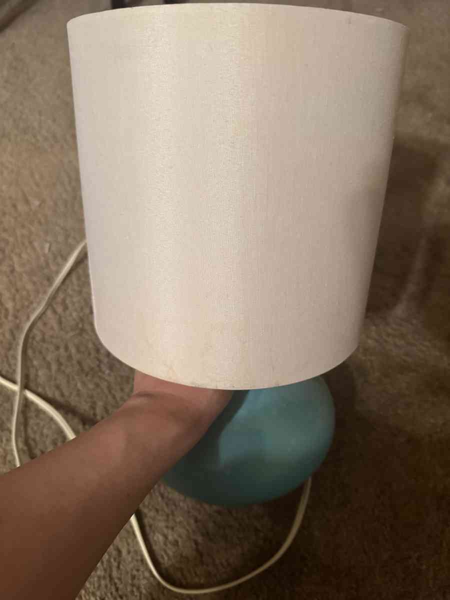 desk lamp - Abington, Pennsylvania