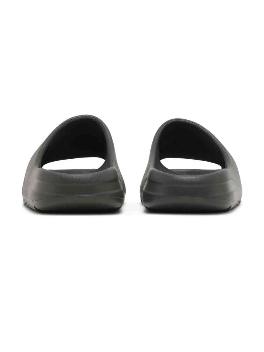 Brand new Yeezy slides onyx size 10 mens - Andover, Massachusetts - FleaMarketBay