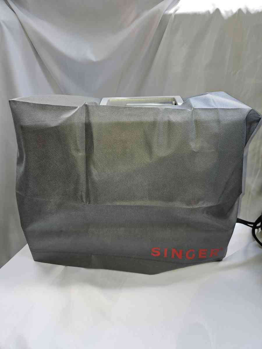 Swinger 4423 Heavy Duty Sewing Machine - Fawn Grove, Pennsylvania - FleaMarketBay