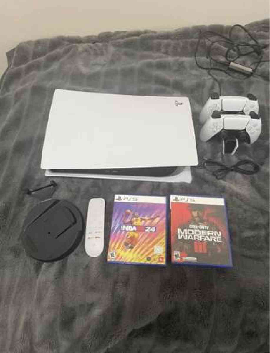 PlayStation 5 - Tampa, Florida - FleaMarketBay