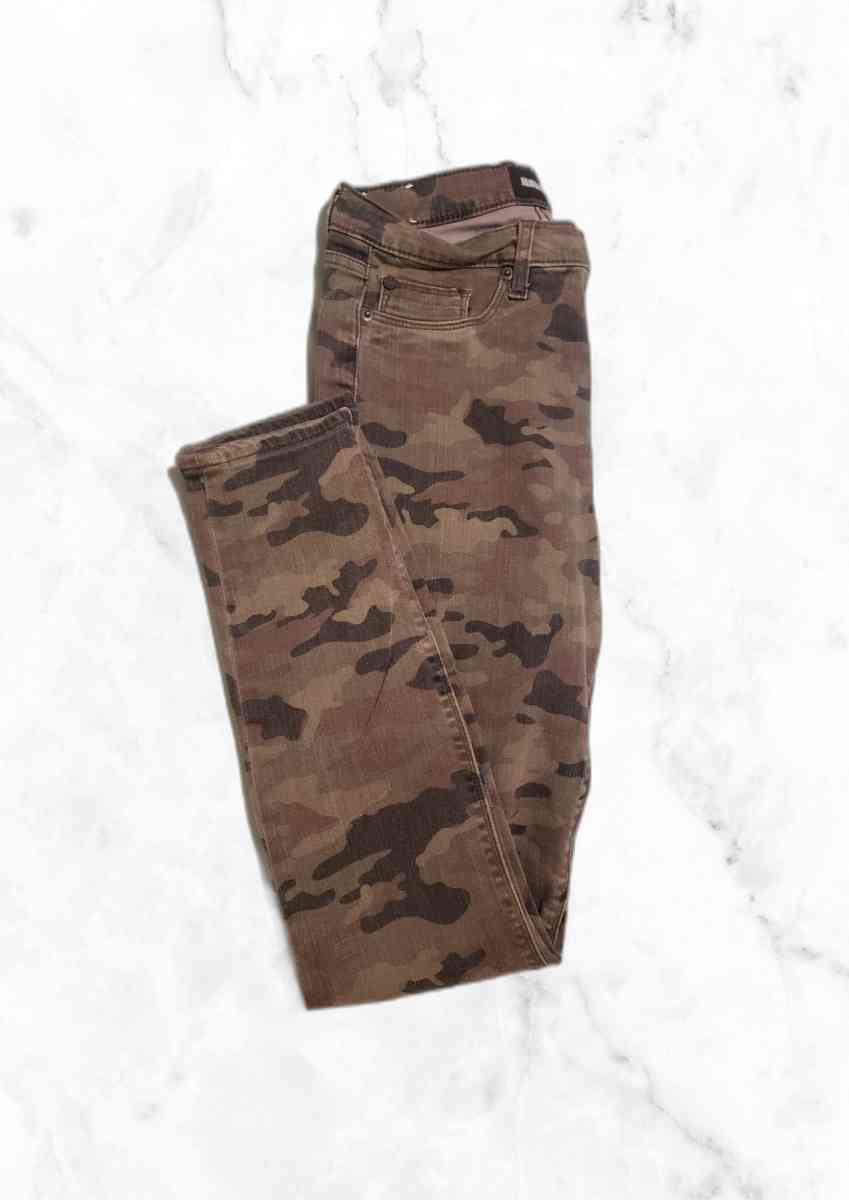 Hudson Camouflage High Waist Barbara Supper Skinny Jeans S28 - Newberry, Florida - FleaMarketBay