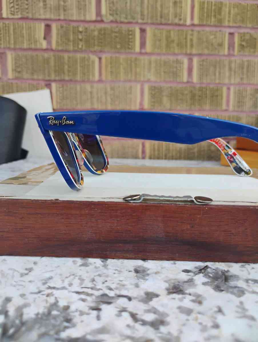 RayBan Wayfares Sunglasses - Salt Lake City, Utah - FleaMarketBay