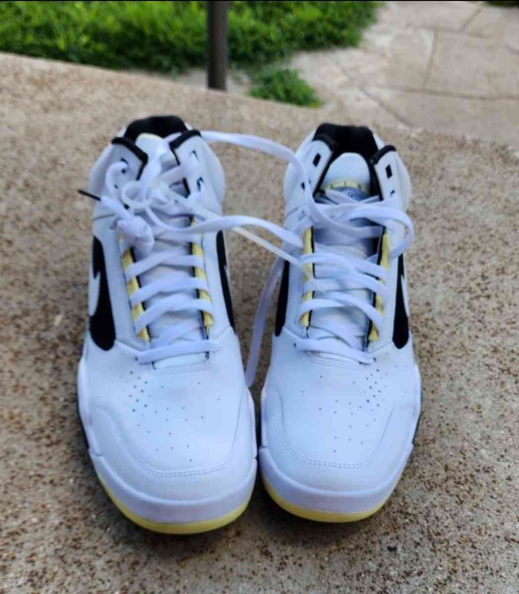 Nike Air Flight Lite MidWhite Lemon Black White SIZE 13 - Saint Louis, Missouri - FleaMarketBay