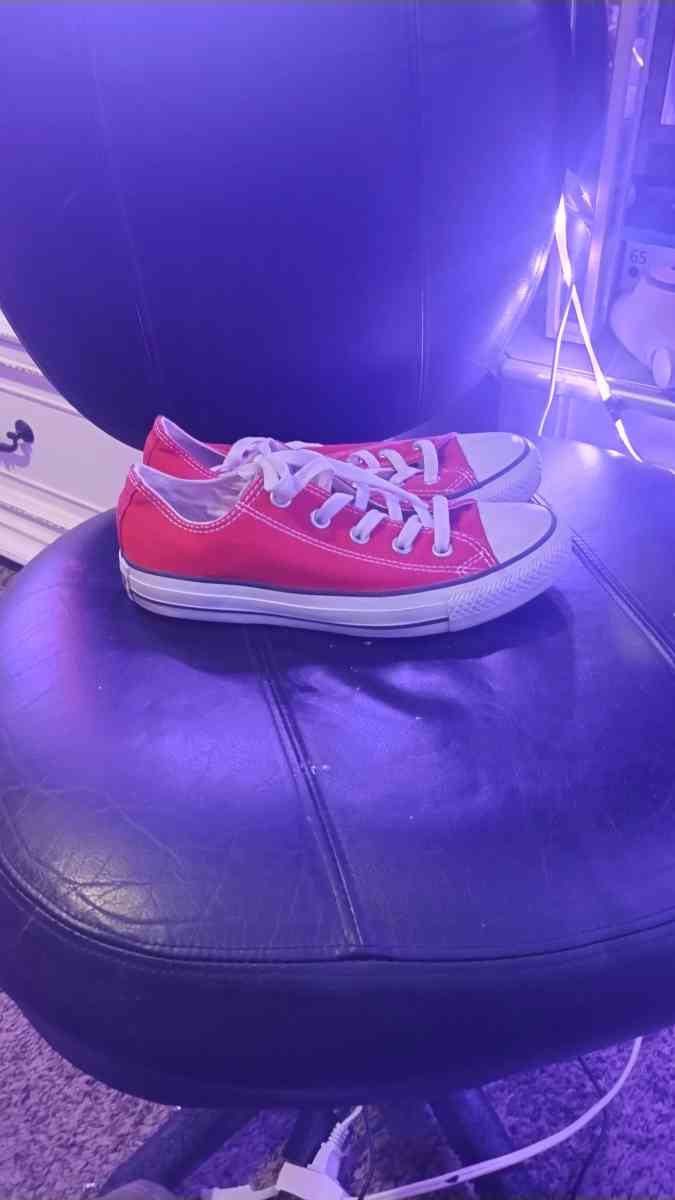 womans fashion 8 and half to 9 shoe - Jacksonville, Florida