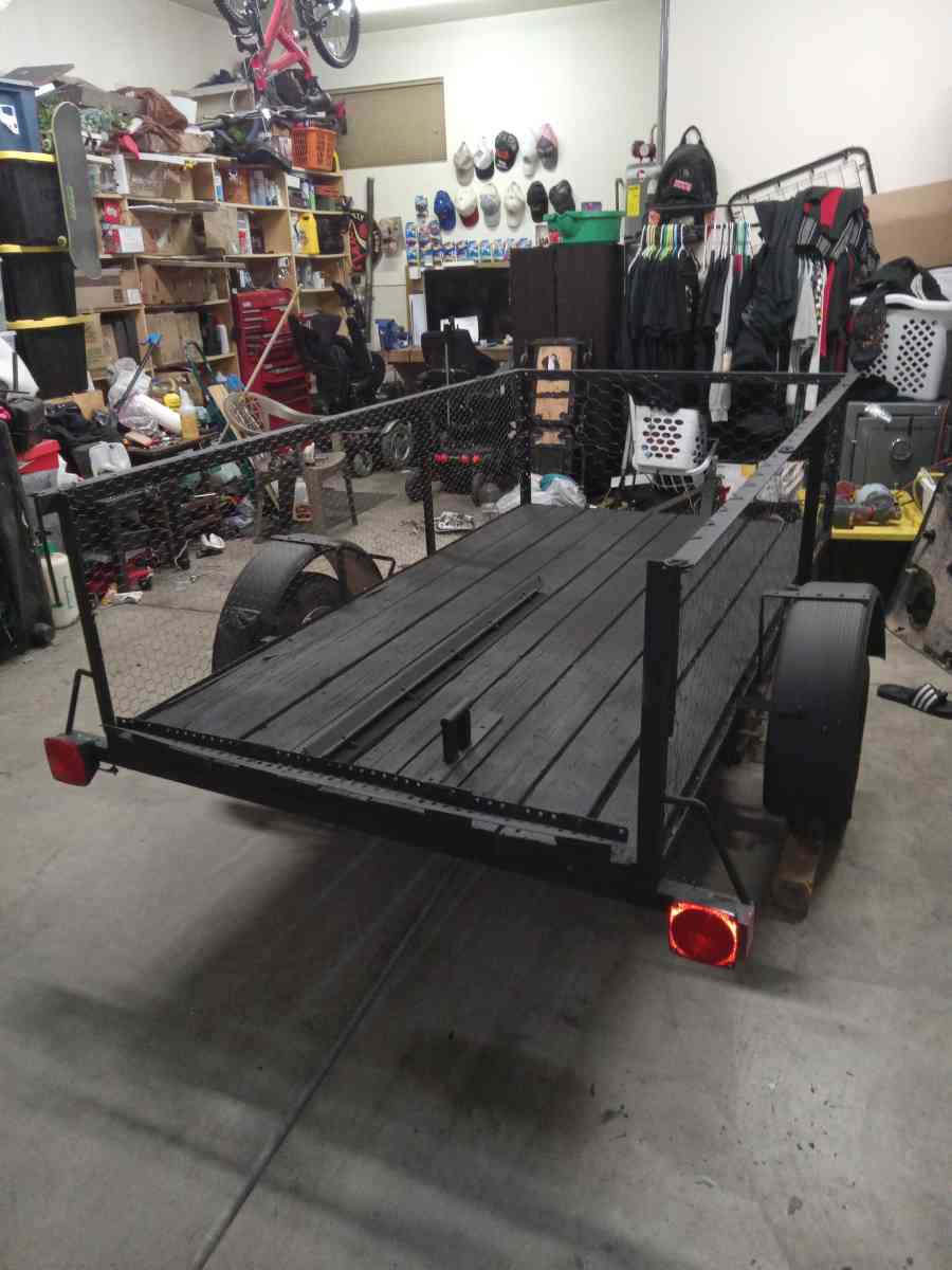 trailer 8 and half feet by 4 and half feet - Prescott, Arizona