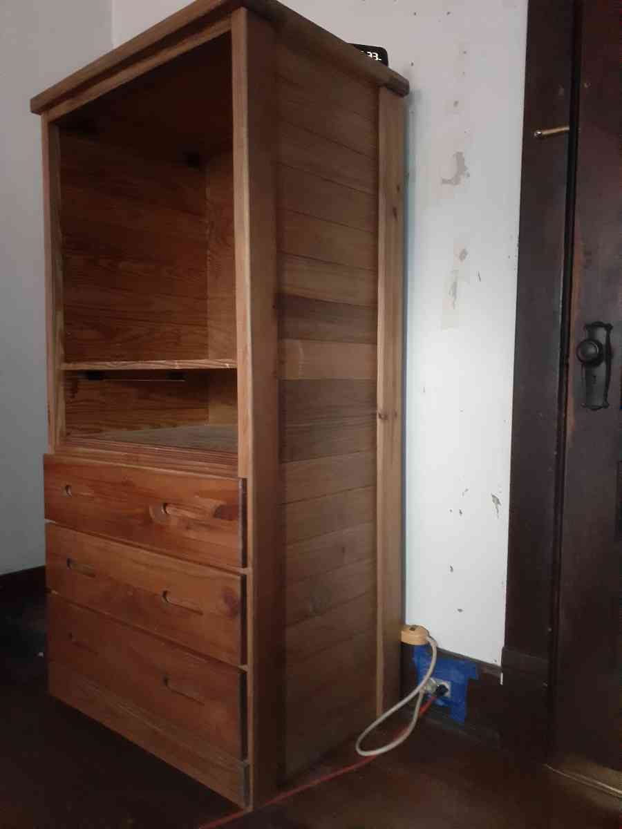 bedroom dressers with entertainment center - Newport, Tennessee - FleaMarketBay