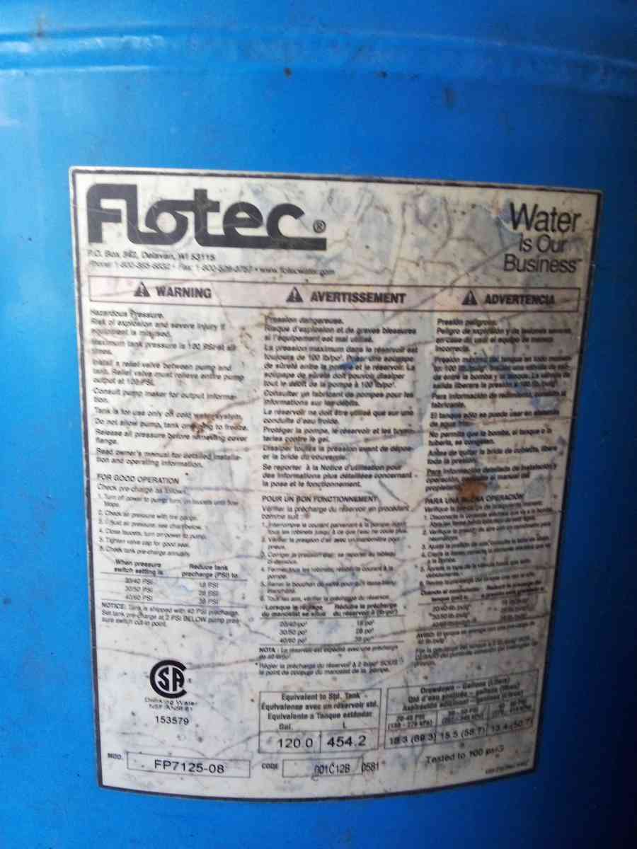water pressure tank - Chiefland, Florida
