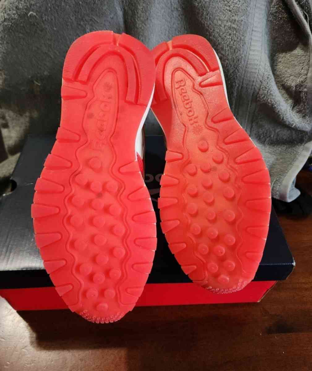 POPSICLE REEBOK CLASSIC LEATHER SP INSTINCT RED W GY2432 W - Saint Louis, Missouri - FleaMarketBay