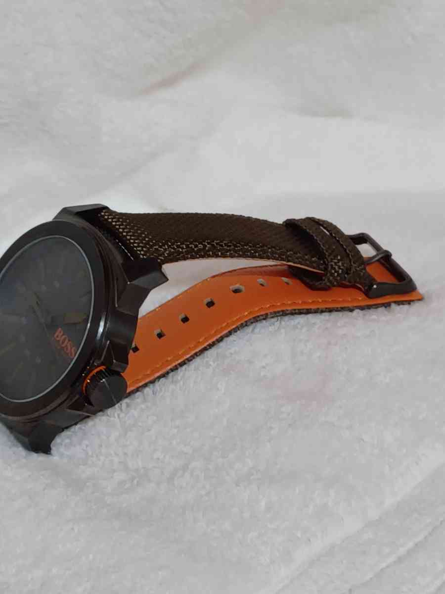 BOSS WATCH - Horn Lake, Mississippi - FleaMarketBay