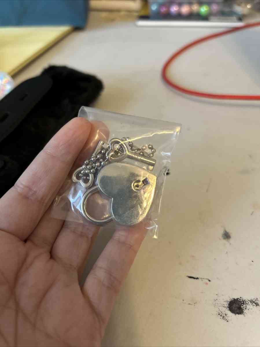 dog collar set - Indianapolis, Indiana - FleaMarketBay