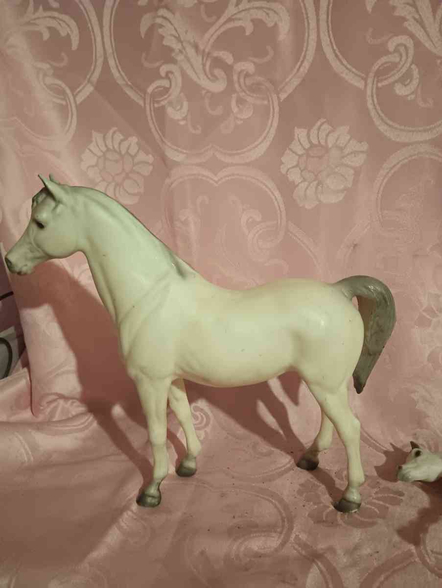 breyer Arabian mare and her foal - Augusta, Illinois - FleaMarketBay