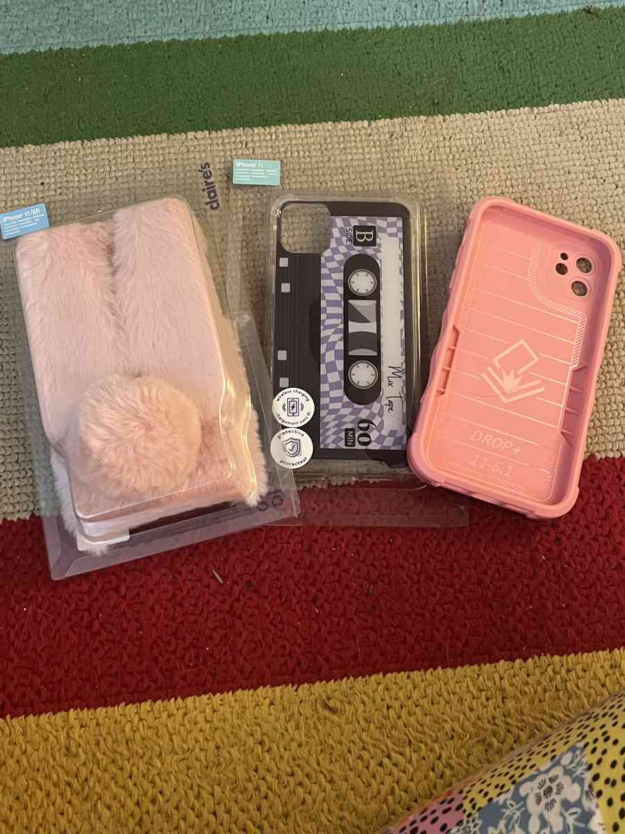 iPhone 11 and iPhone 11xr and iPhone 13 cases - Wickliffe, Kentucky - FleaMarketBay