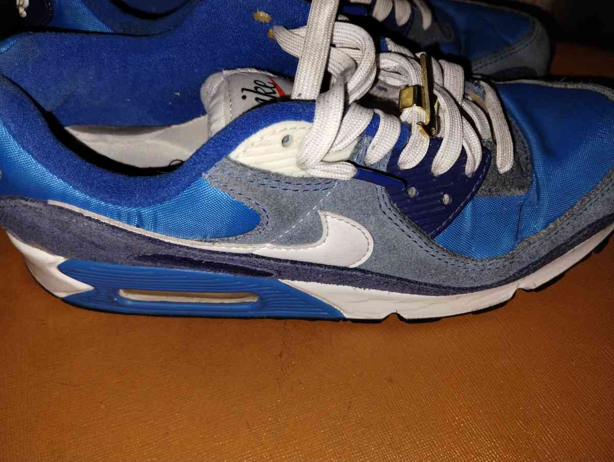Nike Air Max First Use Signal Blue - Kansas City, Missouri - FleaMarketBay