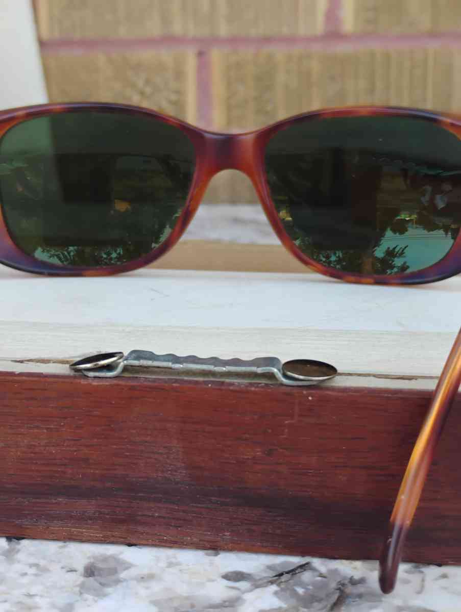 Giorgio Armani Sunglasses - Salt Lake City, Utah - FleaMarketBay