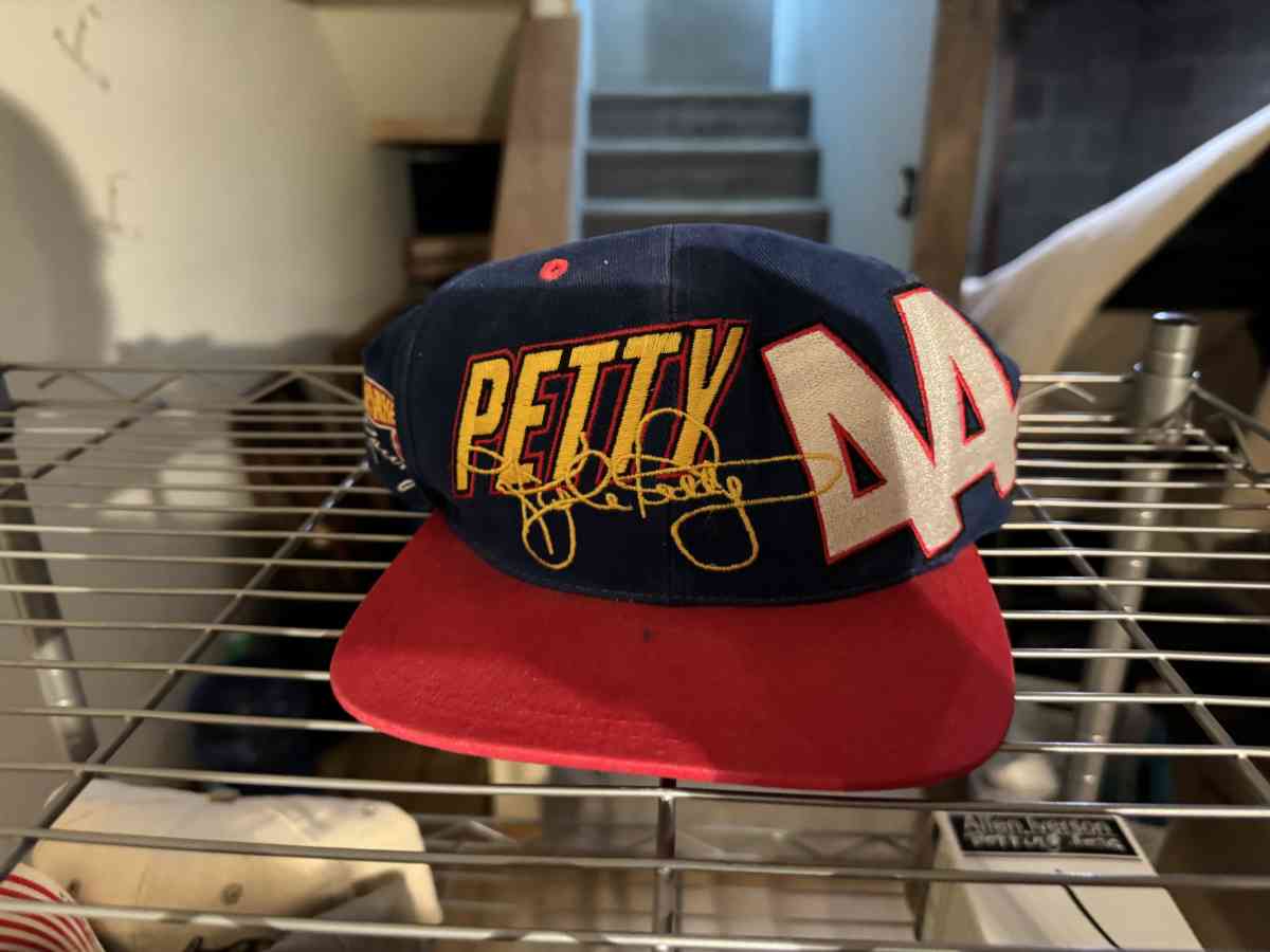 NASCAR HATS - Hibbing, Minnesota - FleaMarketBay