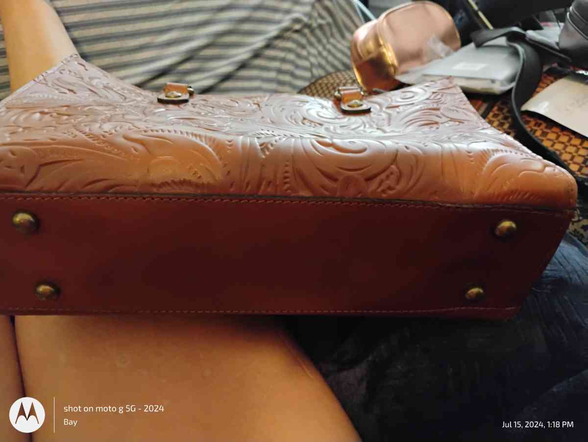 Patricia Nash purse - Youngtown, Arizona - FleaMarketBay