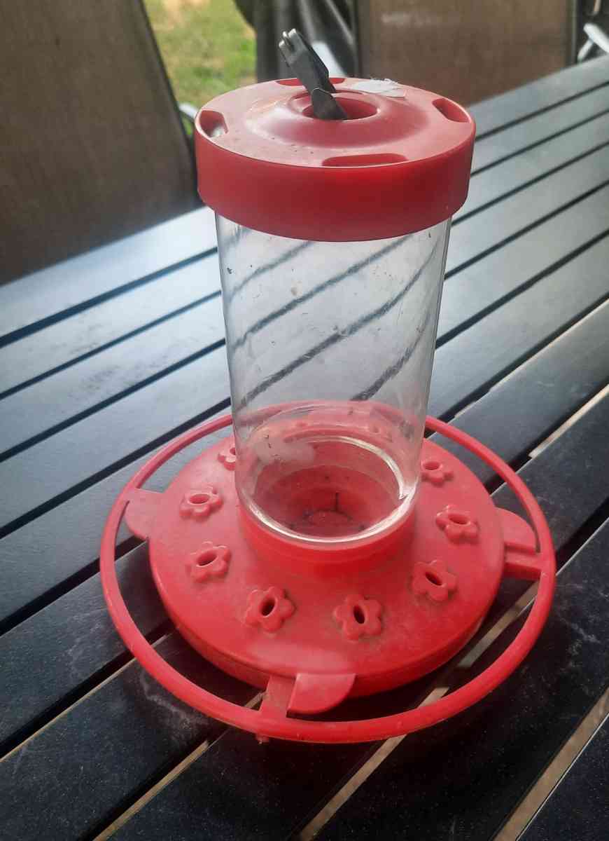 Four bird feeders - Port Jefferson Station, New York - FleaMarketBay