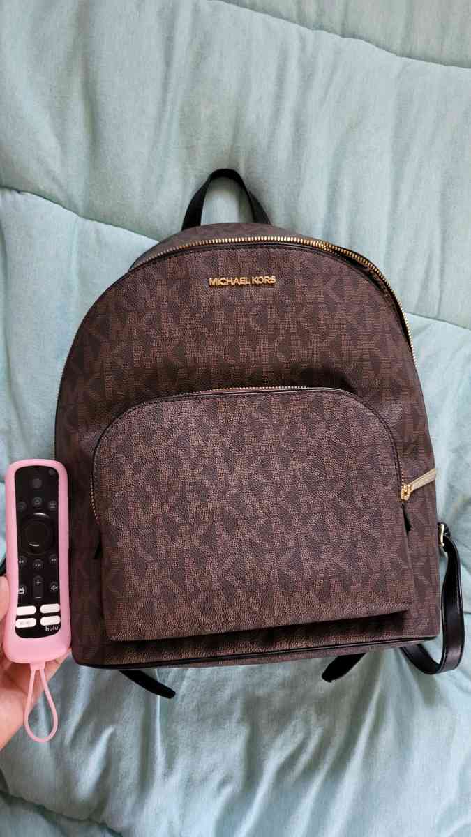 MK BACKPACK IN GREAT CONDITION 120 Im open to offers - San Gabriel, California