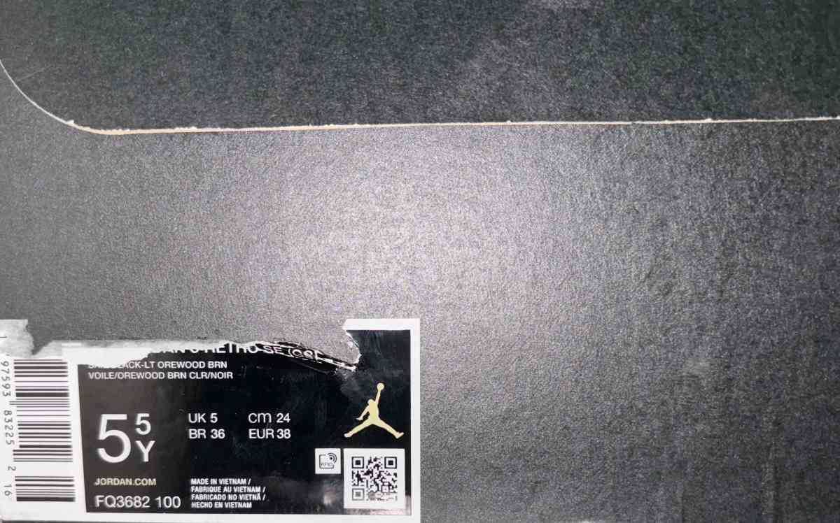 Jordans 5 retro SE sail - New Brunswick, New Jersey - FleaMarketBay