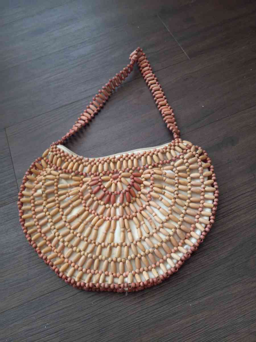 Shell hobo purse - Morrisville, North Carolina