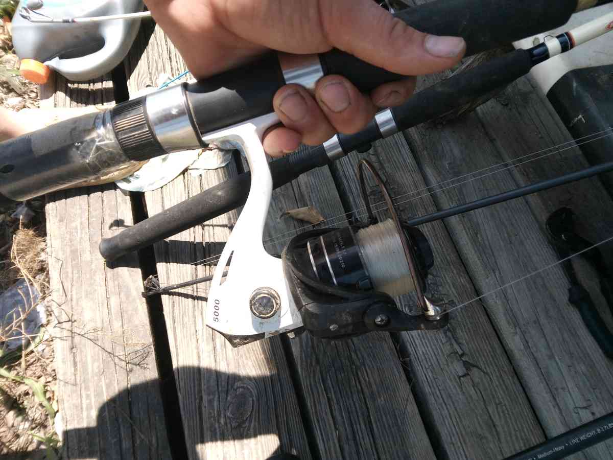 catfihing poles and reels - Cromwell, Kentucky - FleaMarketBay