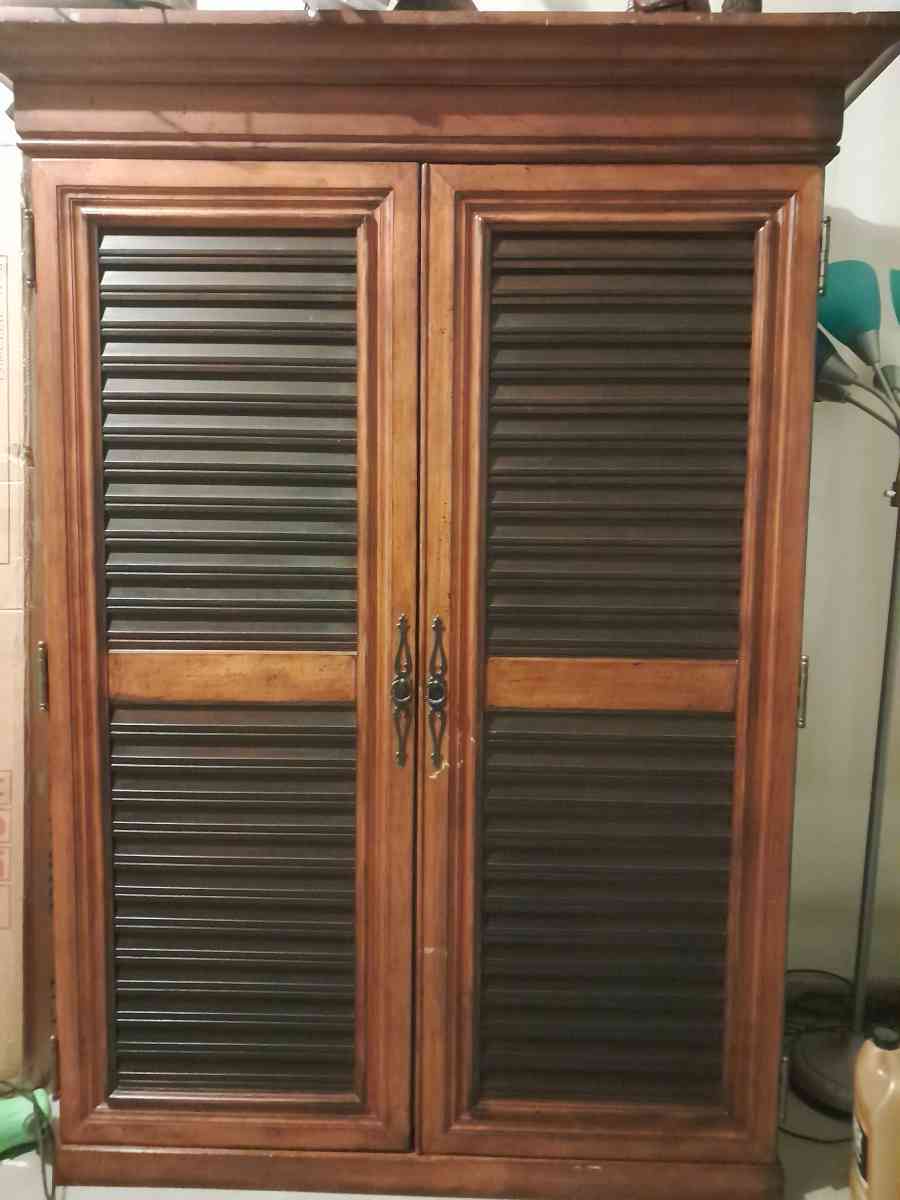 Tommy Bahama Armoire - Las Vegas, Nevada - FleaMarketBay