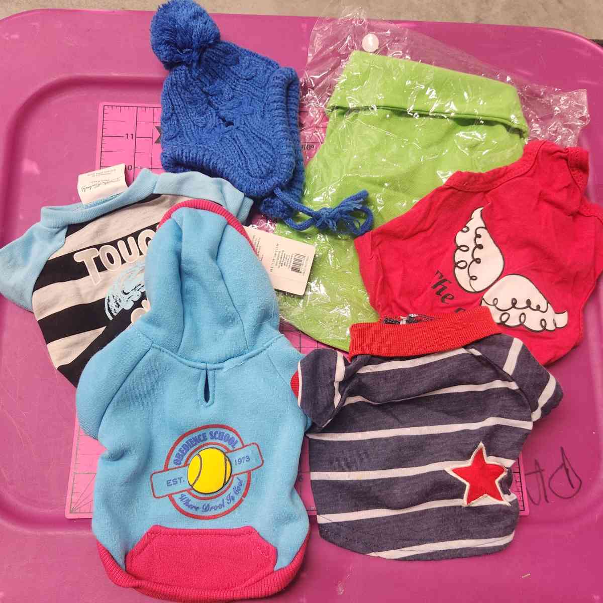 Pet Dog Lot of 5 OutfitsHat Sz XS to S - Kenner, Louisiana - FleaMarketBay