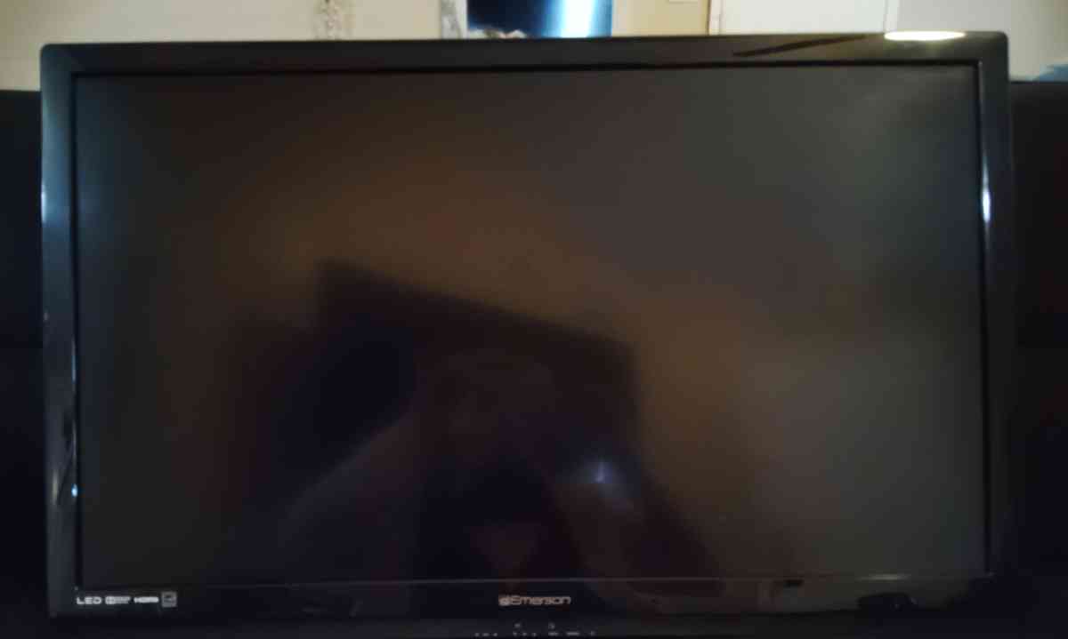 32  EMERSON TV - Laredo, Texas - FleaMarketBay