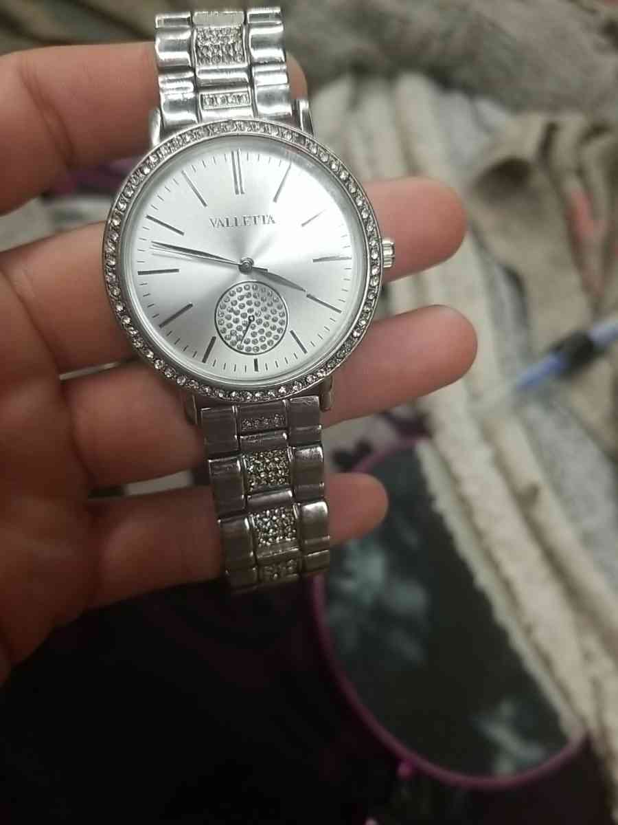 valletta MICHEAL KORS watch - Gaffney, South Carolina - FleaMarketBay