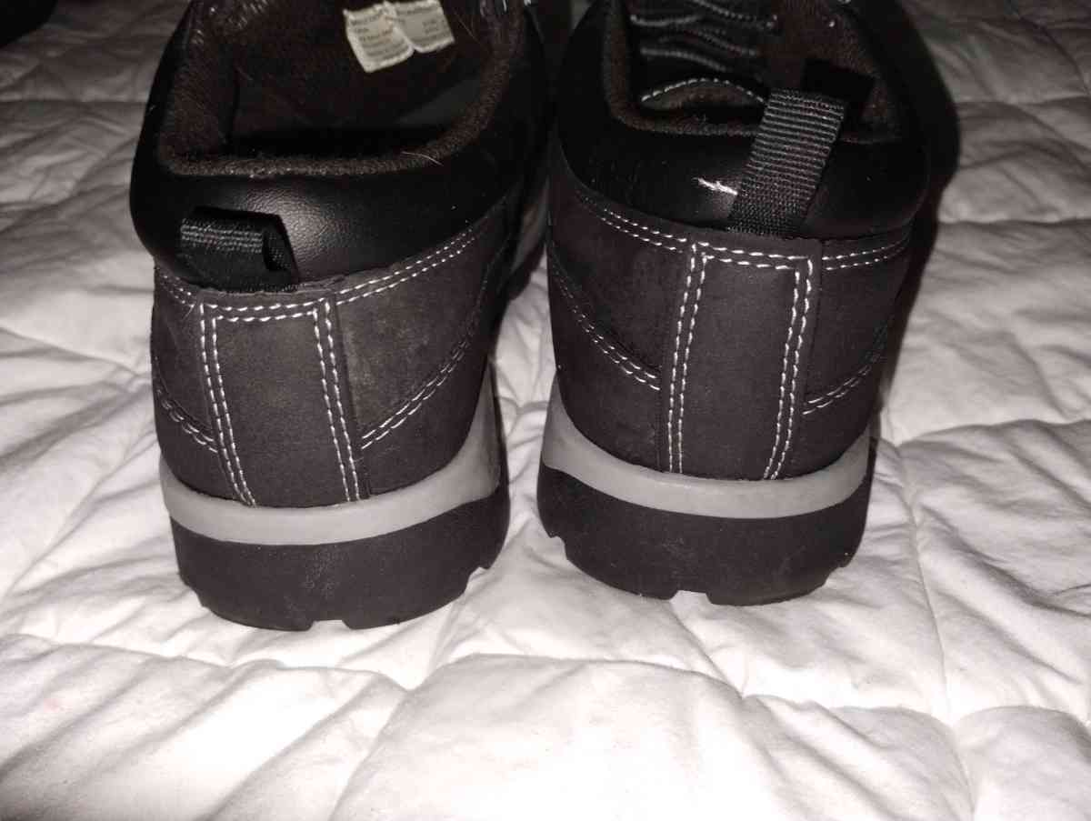 George work shoes - Platte City, Missouri - FleaMarketBay
