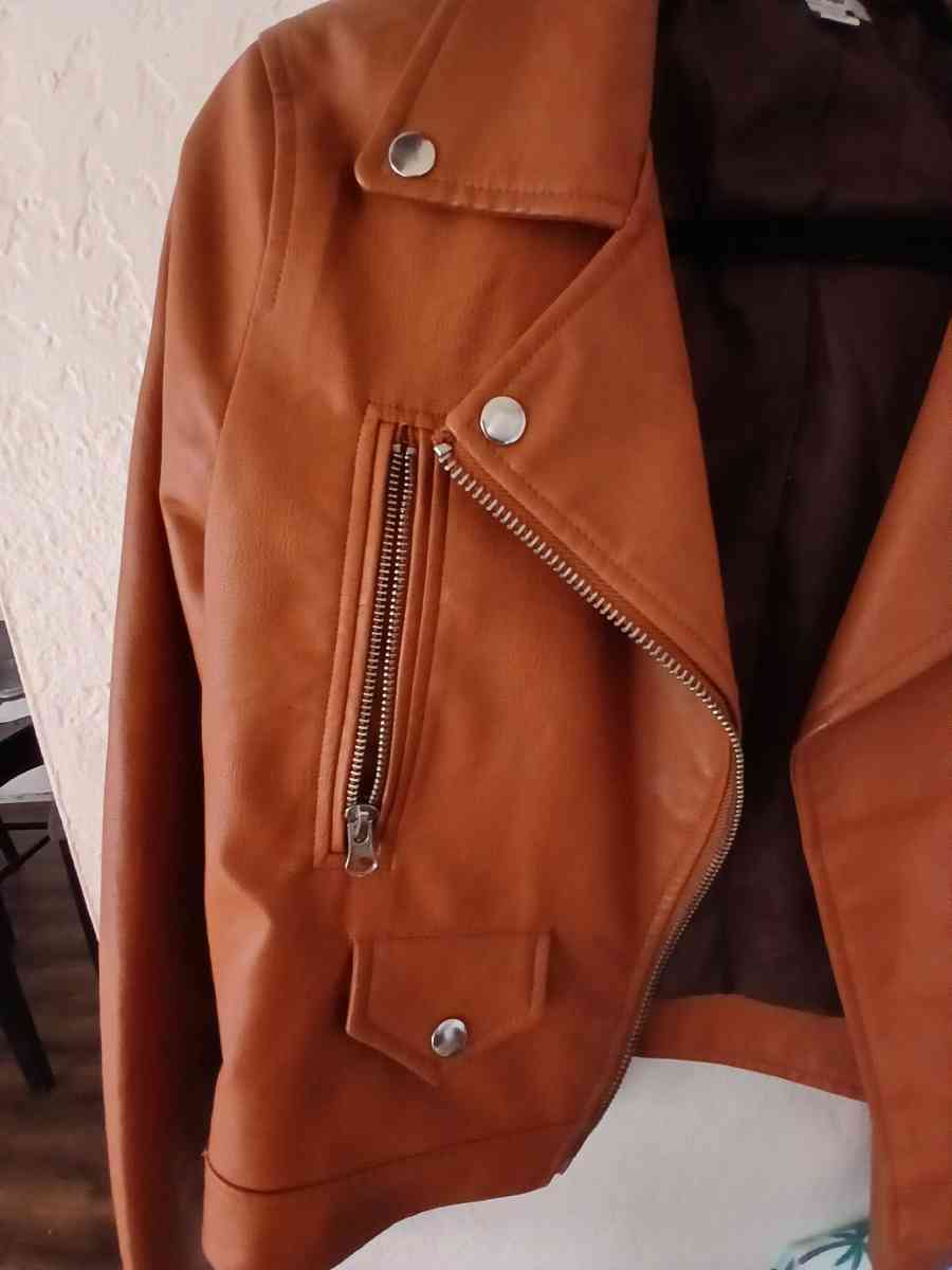 Leather jacket dark brown medium size - San Juan Capistrano, California - FleaMarketBay