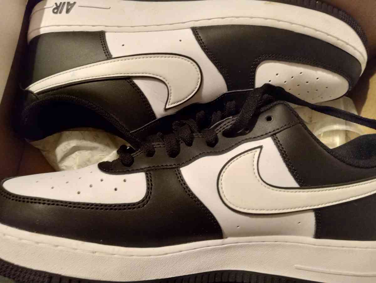 airforce ones - Tuscaloosa, Alabama