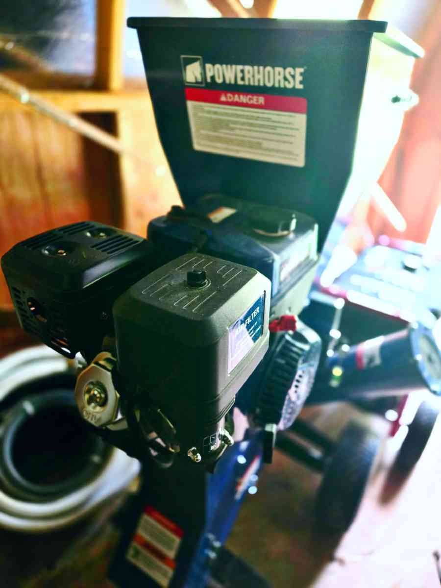 Powerhorse Wood Chipper - Fredericksburg, Virginia - FleaMarketBay