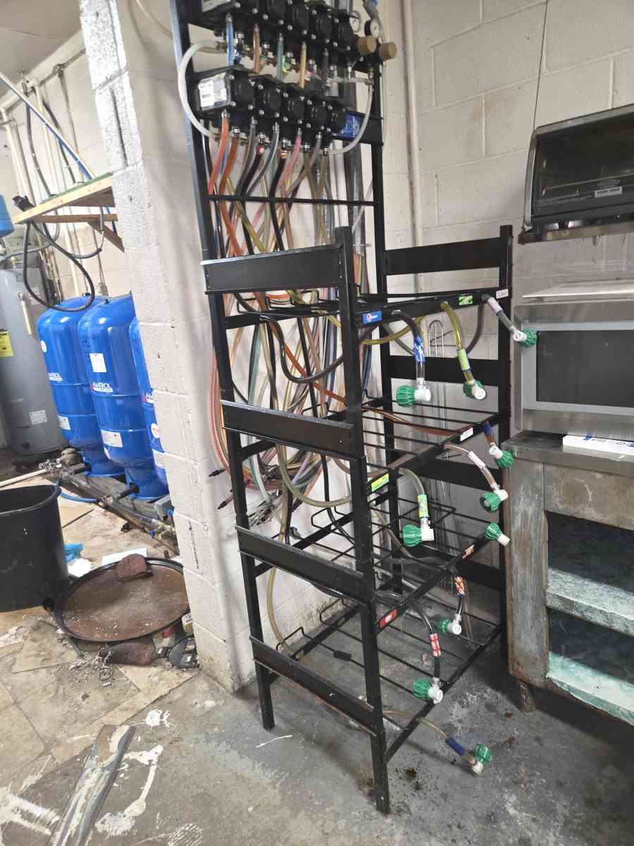 used Comm Soda Syrup rack - Bowling Green, Virginia - FleaMarketBay