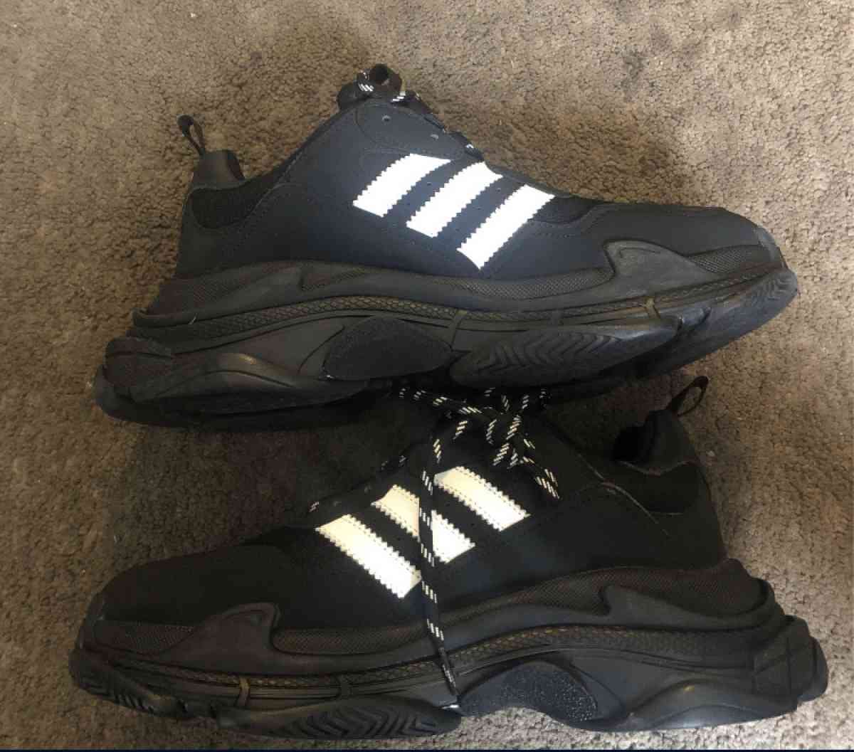 BALENCIAGAXADIDAS TRIPLE S - Detroit, Michigan - FleaMarketBay