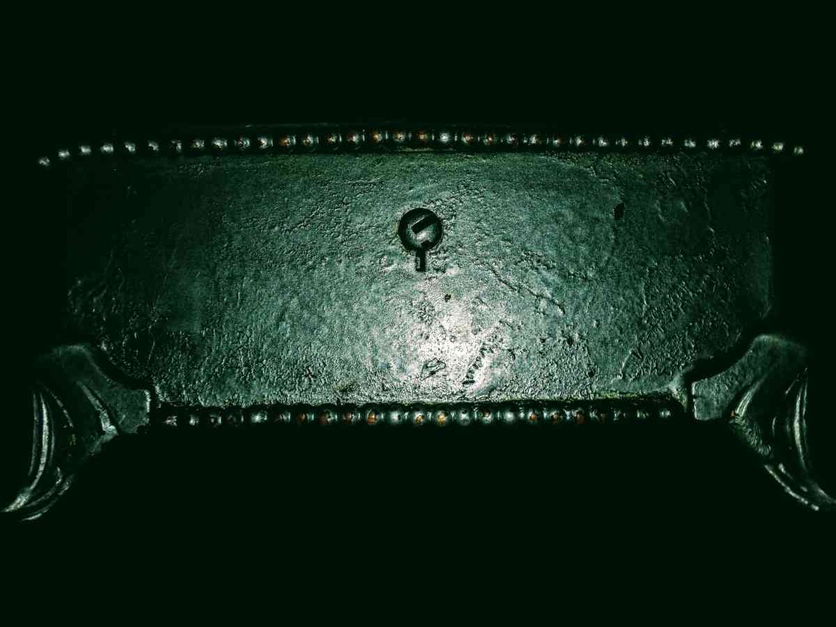 collector item vintage metal trinket jewel box late 1800s - Altamonte Springs, Florida - FleaMarketBay