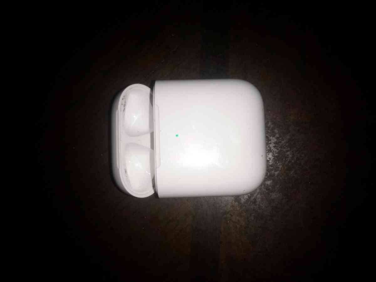 Airpods Case iPhone - Columbia, South Carolina - FleaMarketBay