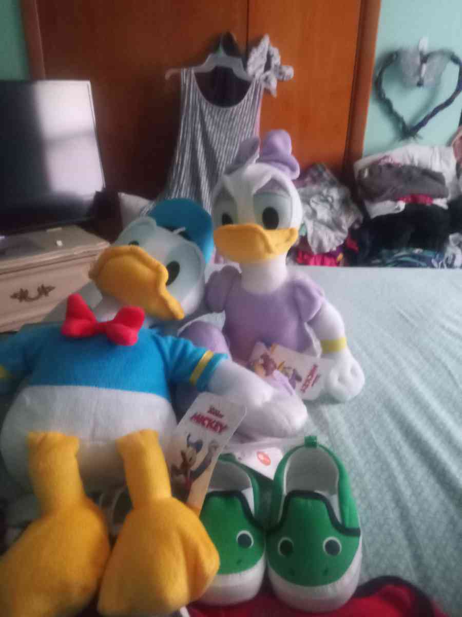 new baby clothes shoes changing pad - Cleveland, Ohio - FleaMarketBay