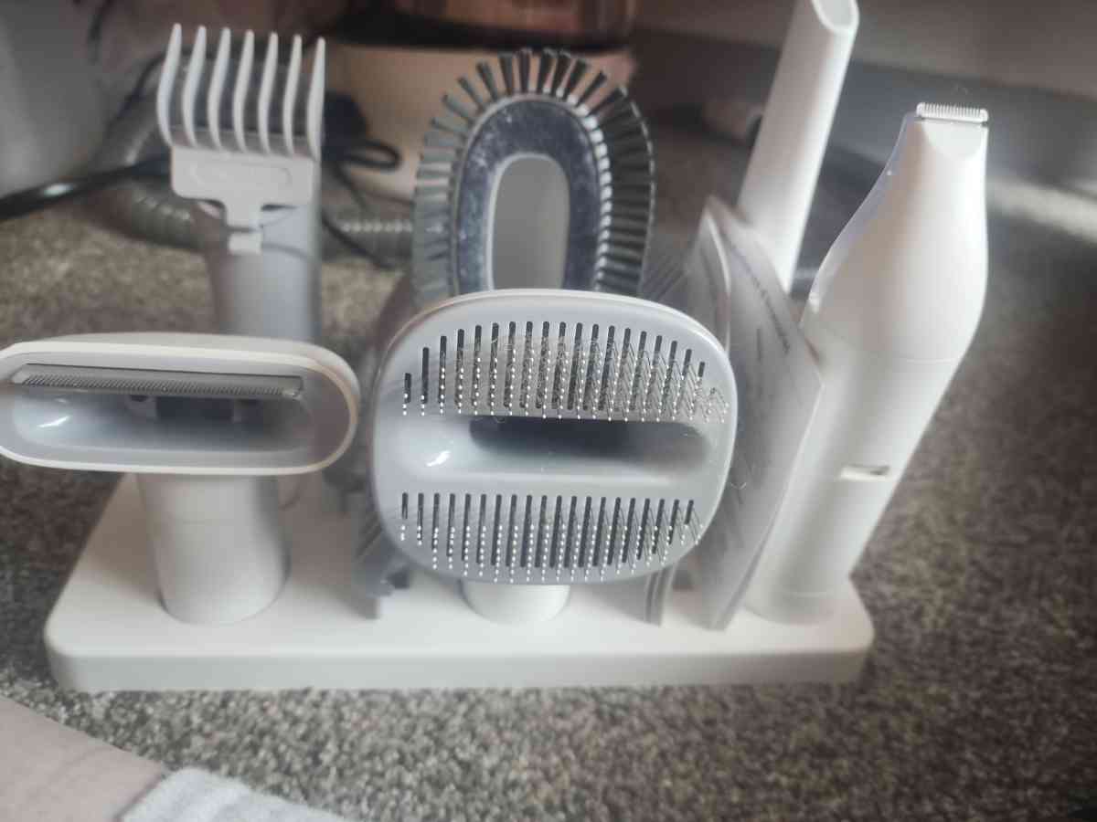 pet vacuum - Portage, Wisconsin - FleaMarketBay