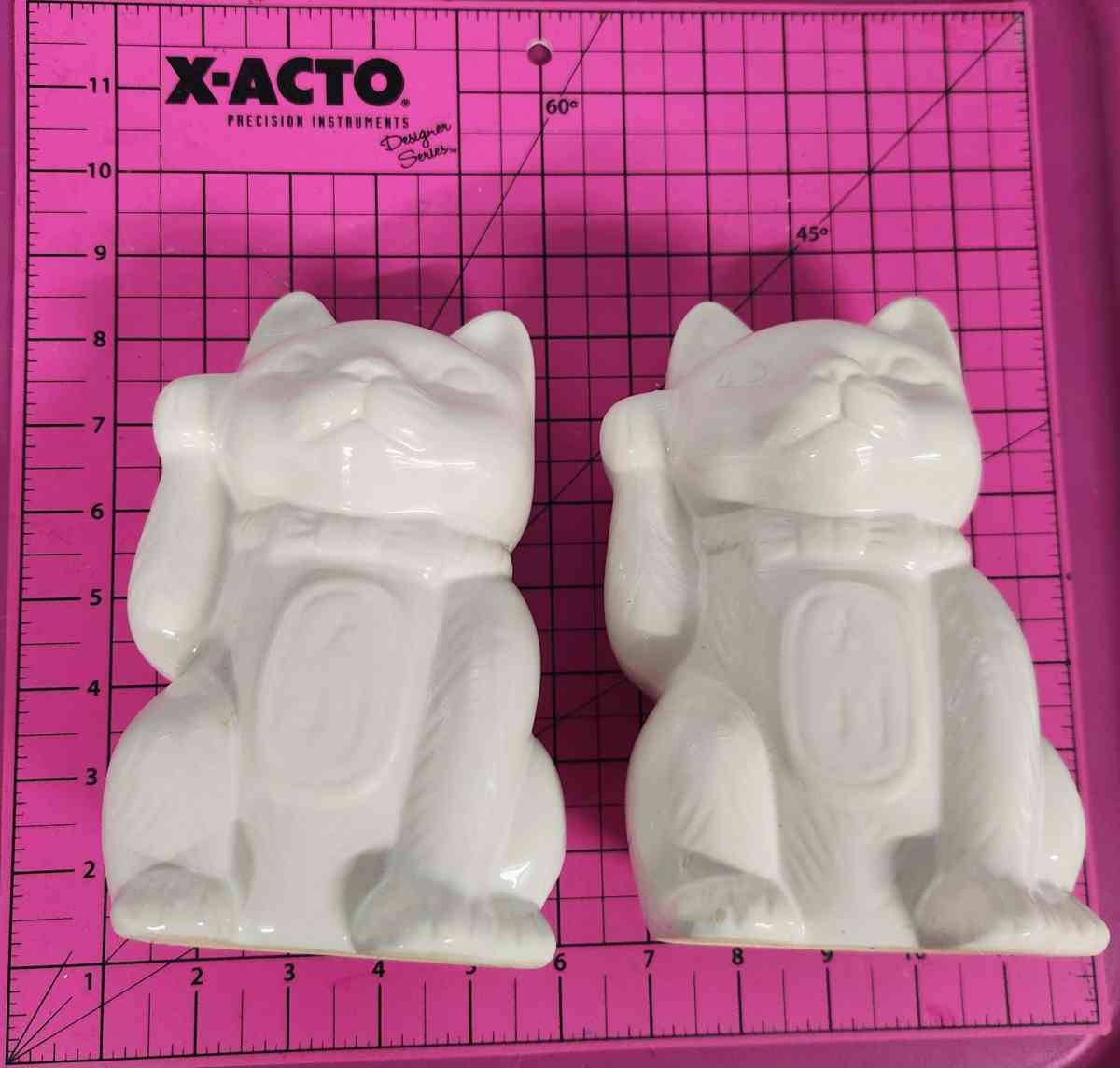 Two 14oz White Ceramic Japanese Maneki Neko Mugs - Kenner, Louisiana - FleaMarketBay