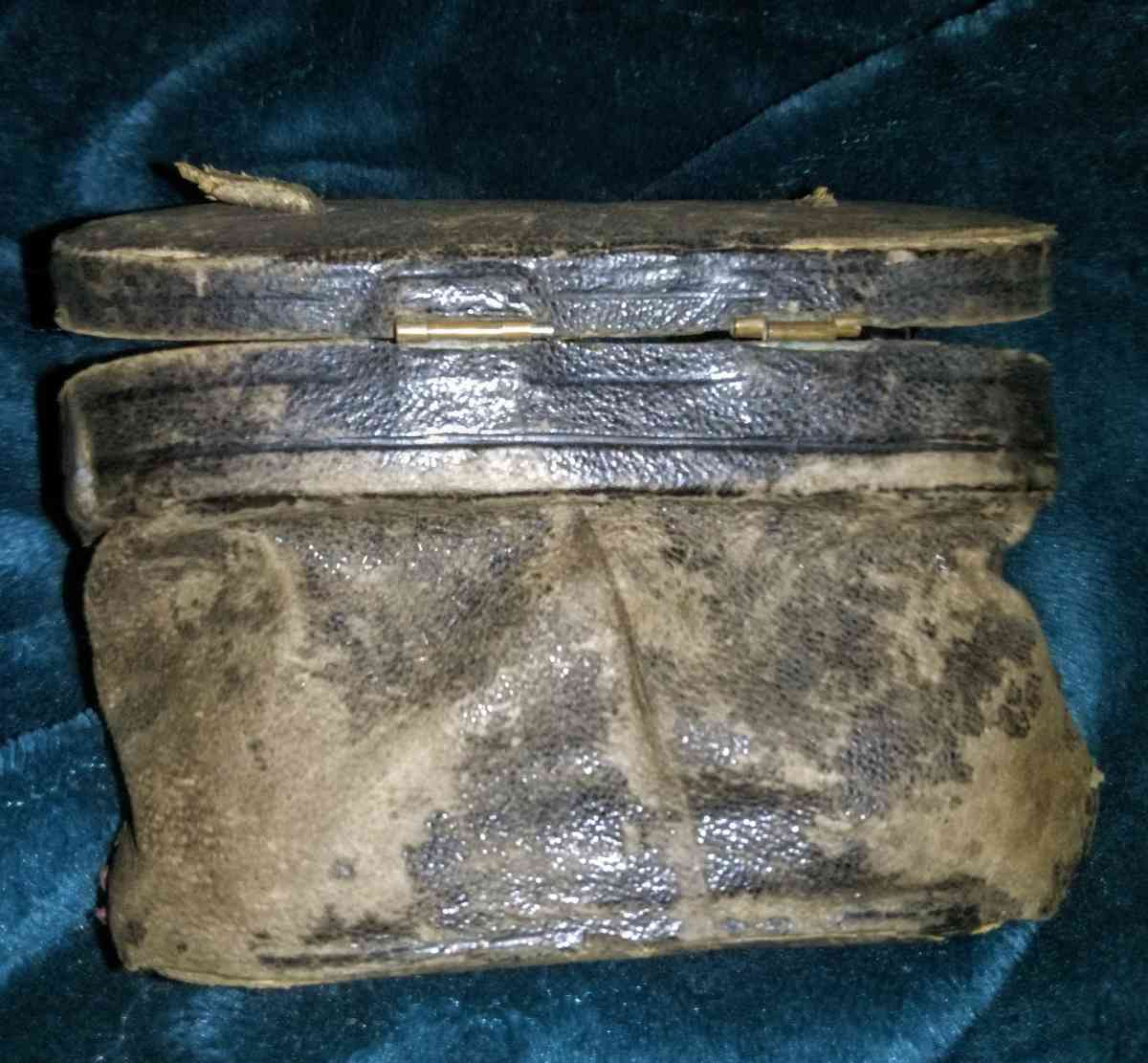 1898 French opera glasses - Altamonte Springs, Florida - FleaMarketBay