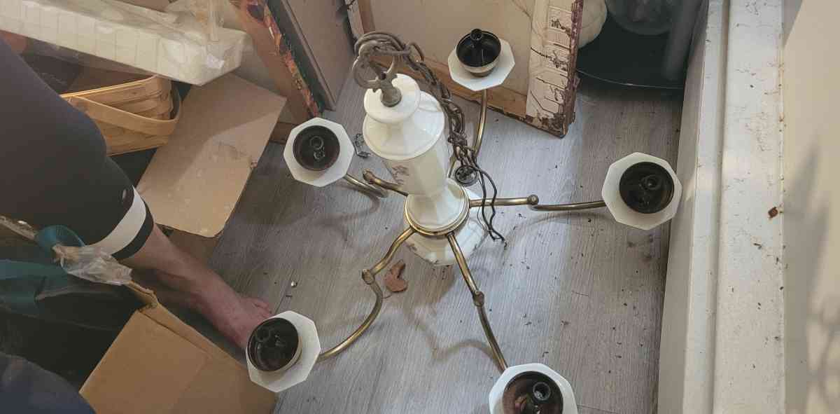 antique porcelian and brass flower chandelior - Cleveland, Ohio - FleaMarketBay