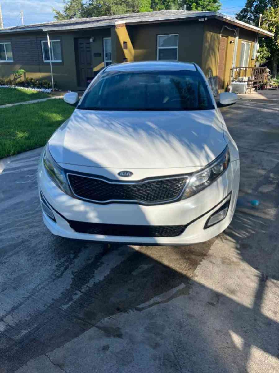 2015 KIA Optima LX - Opa Locka, Florida - FleaMarketBay