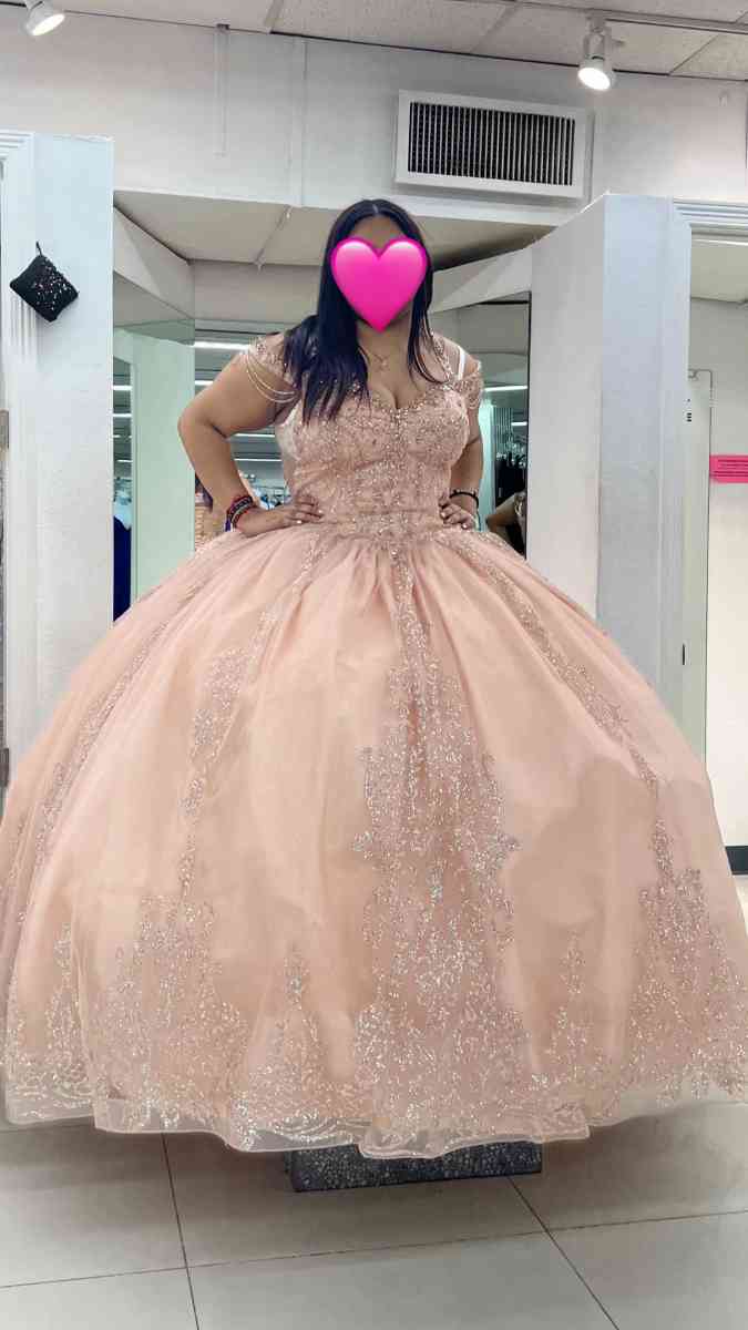 15 dress with set - Mission, Texas - FleaMarketBay