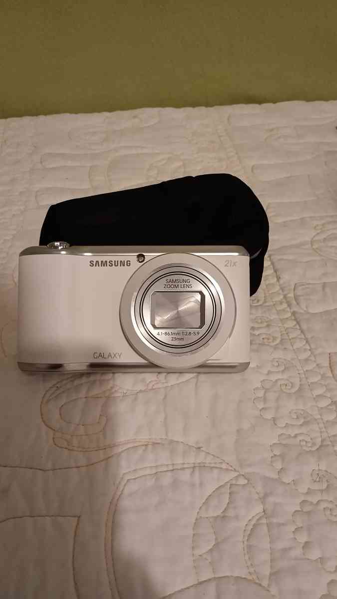Samsung Galaxy 2 camera - San Diego, California - FleaMarketBay