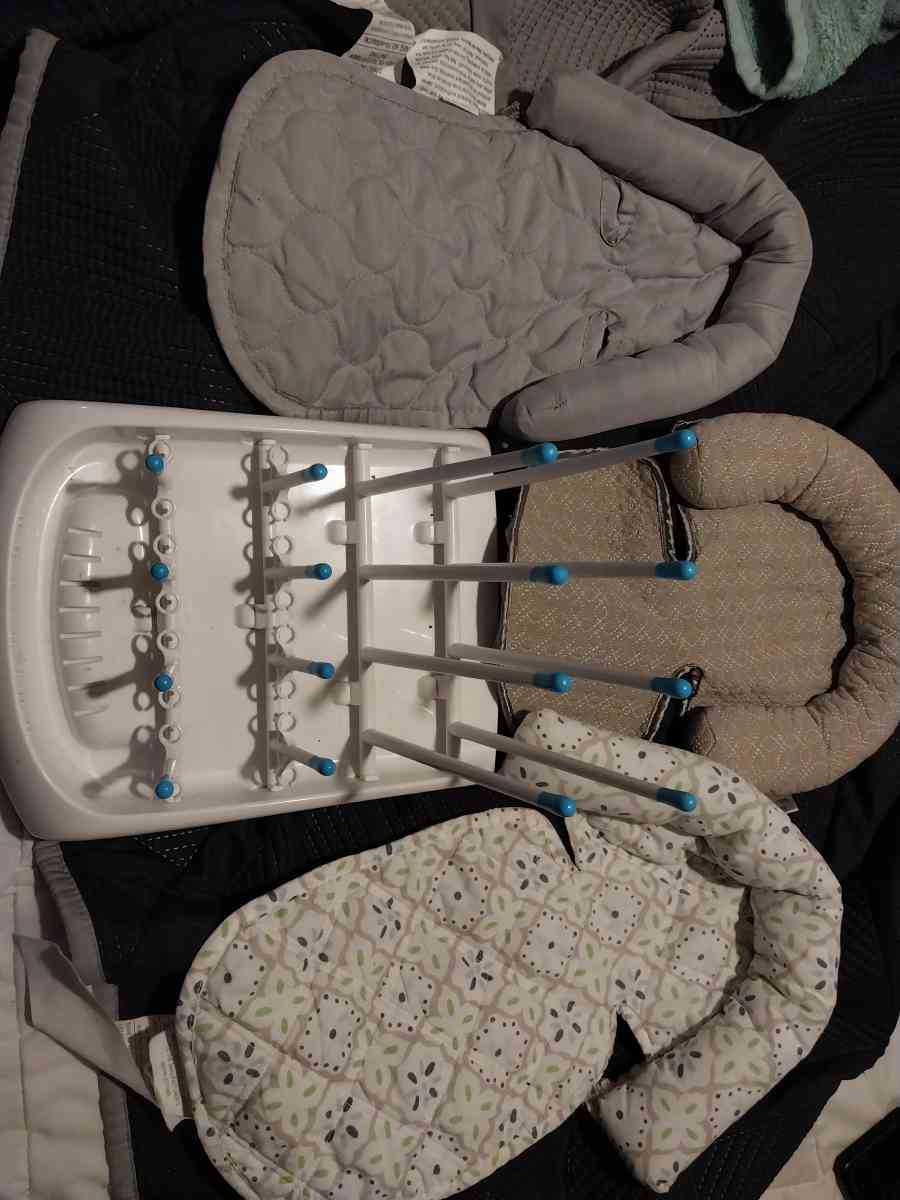 bottle dry rack and head support - Acworth, Georgia - FleaMarketBay